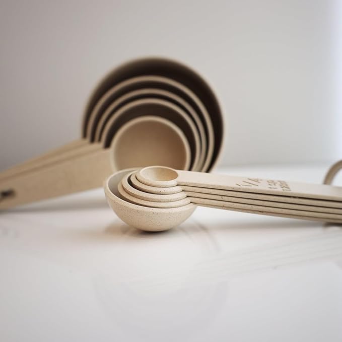 Beille 16pc Wheat Straw Complete Kitchen Utensils Set, Cream