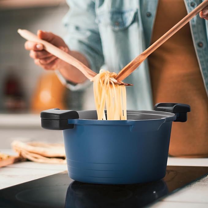 ACTIV CUISINE 5qt Pasta Pot with Strainer Lid, Cast Aluminum Stockpot Multipot, Nonstick Ceramic Coating make Cleanup easy with Tempered Glass Lid, Dishwasher Safe, Induction, Blue