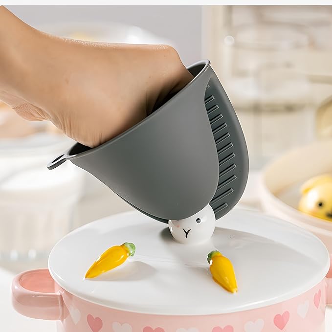 Oven Mitts, 3 Pairs Mini Silicone Heat Resistant Oven Mitts Gloves, Rubber Oven Mitt Potholders for Kitchen Cooking, Thickened & Portable Cute Oven Mitts