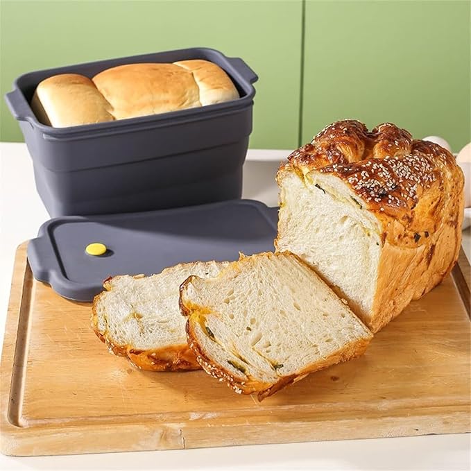 Silicone Bread Loaf Pan, Non Stick Bread Pans, Collapsible, with Lid & Oil Brush & Scraper, Bread Bakeware Pan for Homemade Bread, 8.6×5.1×1.9'', 2QT Bread Baking Mold, Brownie Loaf Pan