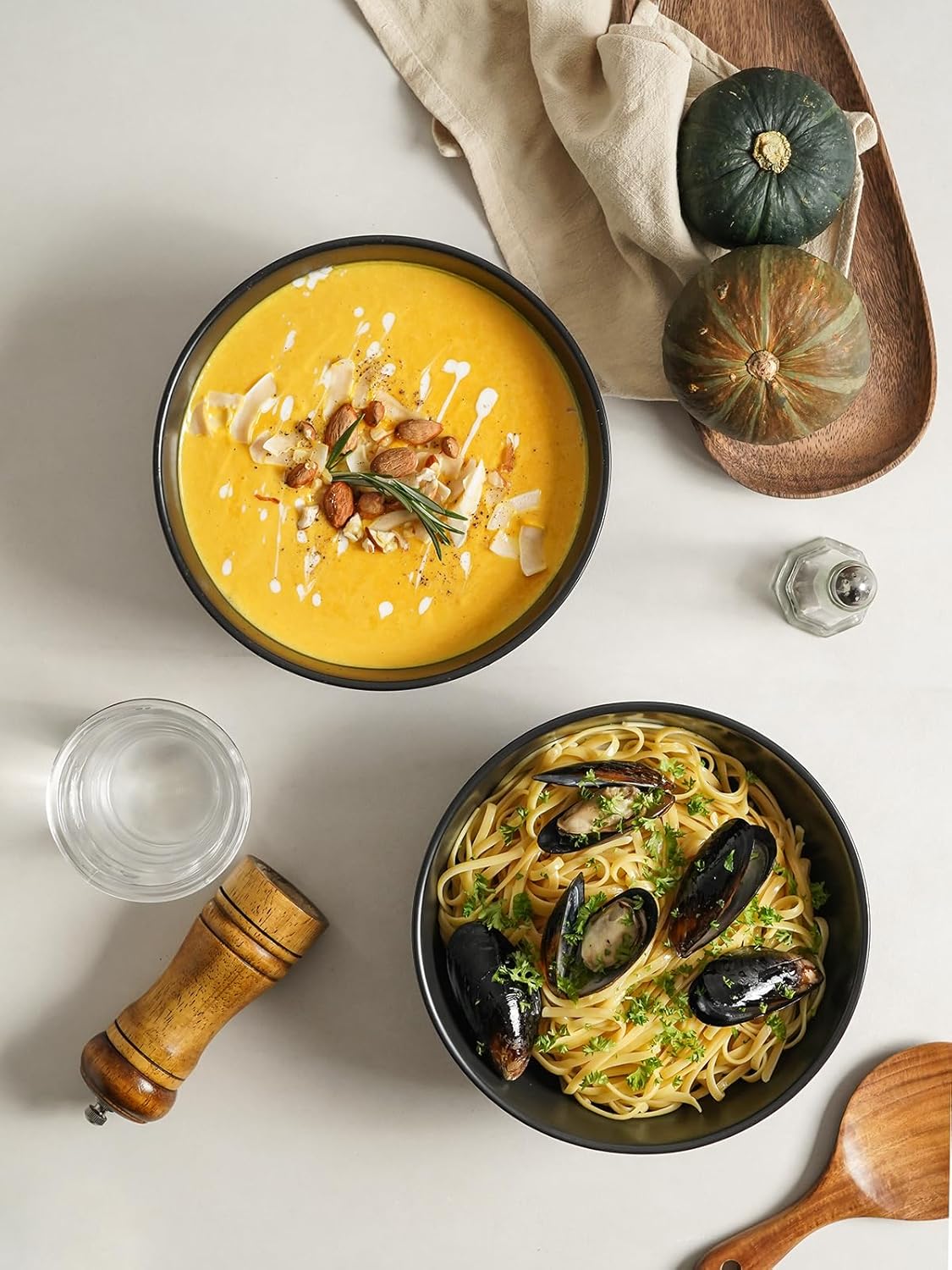 Kanwone Large Serving Bowls - 55 Ounce, Ceramic Salad Bowls, Pasta, Porcelain Soup Bowls, Set of 2, Serving Dishes for Entertaining, Microwave and Dishwasher Safe, Matte Black, Housewarming Gift