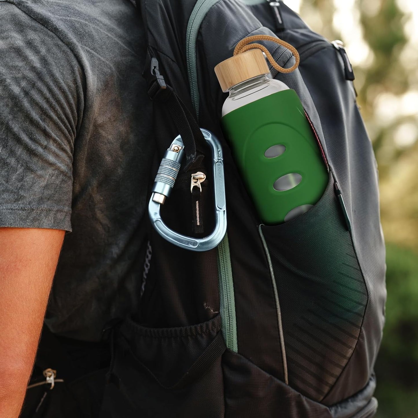 Sport 32oz Glass Water Bottle 1000ml /1 liter Borosilicate Glass Water Bottle Reusable Waterbottle Jugwith Silicone Sleeve and Unique Lid (Dark green