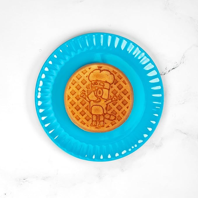 Uncanny Brands Bluey Mini Waffle Maker – Fun Character Waffles – Easy to Use and Clean