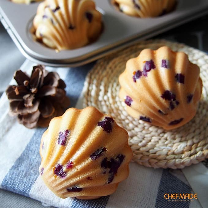 CHEFMADE Madeleine Mold Cake Pan, 6-Cavity Non-Stick Spherical Shell Madeline Bakeware for Oven Baking (Champagne Gold)