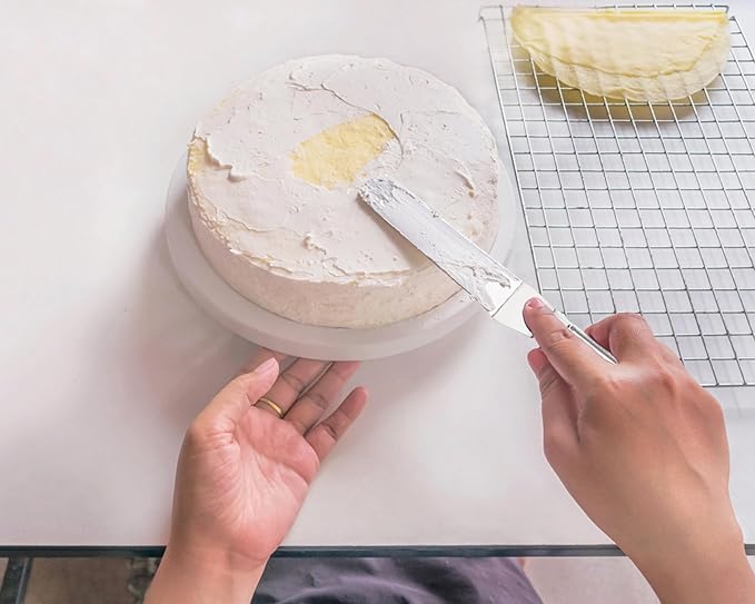 2 Pcs Dough Scraper and 3 Pcs Stainless Steel Cake Icing Spatula for Baking, Flexible Bowl Scraper Dough Cutter Bench Scraper for Cake Dough Bread Pastry Pizza