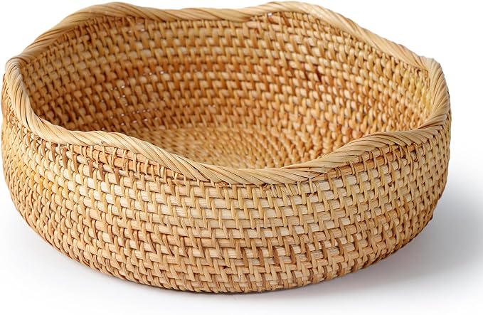 Rattan Scalloped Bread Basket, Round Fruit Baskets, Wicker Storage Bowls, Natural Woven Serving Basket Bowls, Decorative Baskets for Kitchen Counter Organizing, 1 PCS, 11.2 x 11.2 x 3.9 inches