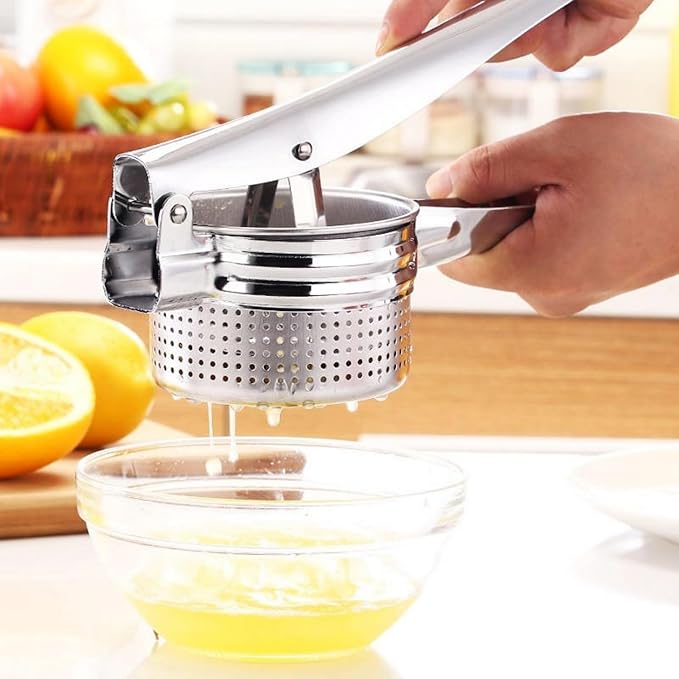 Stainless Steel Potato Ricer Masher,Multi Functional Potato Ricer Press for Pressing Potatoes, Fruits, Vegetables,Manual Masher Kitchen Tool,with 3 Removable and Interchangeable Discs (Bye Hole)