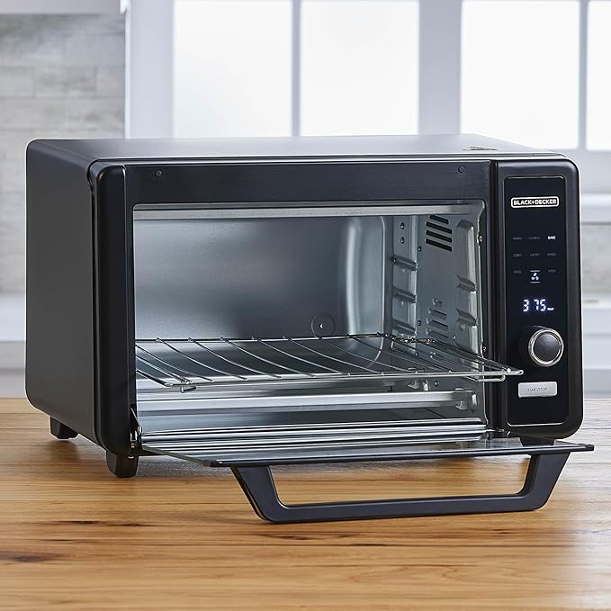 BLACK+DECKER Crisp 'N Bake™ 6-Slice Digital Air Fry Toaster Oven