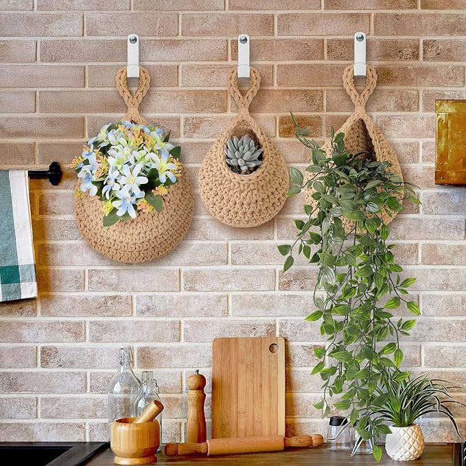 AARAINBOW Boho Wall Hanging Baskets for Kitchen Storage, Fruit Woven Wall Basket 9 Pcs, Hanging Vegetable and Onion Storage with 24 Hooks (Brown)