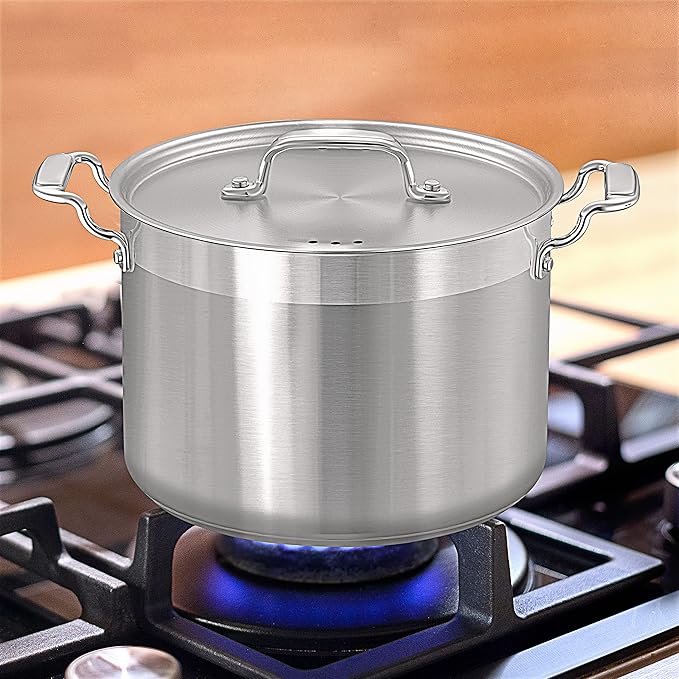 NutriChef 8 Qt Heavy-Duty Stockpot with Stainless Steel Lid - Induction Compatible Cooking Pot, Ideal for Soups and Stews