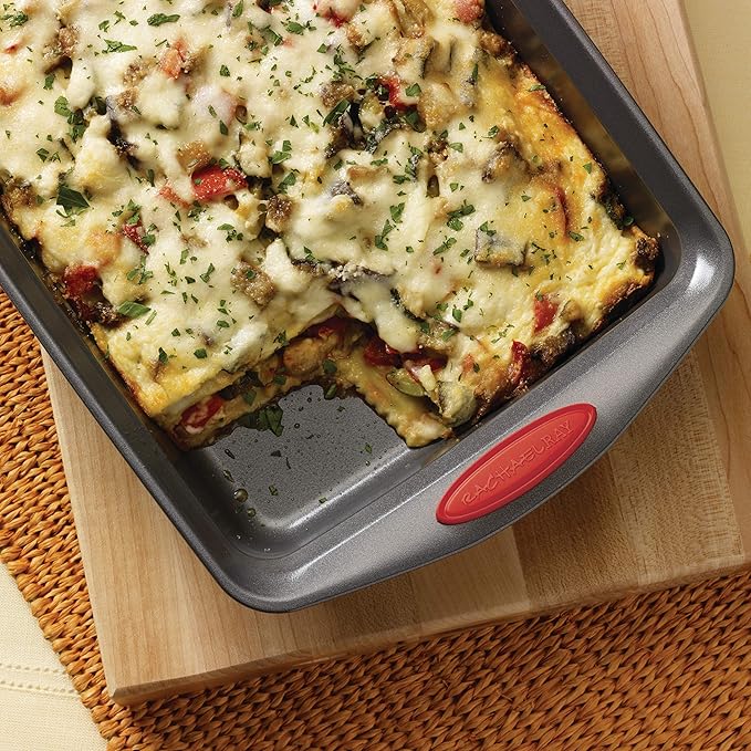 Rachael Ray Yum-o! Nonstick Baking Pan With Grips/ Nonstick Cake Pan with Grips, Rectangle - 9 Inch x 13 Inch, Gray with Red Grips