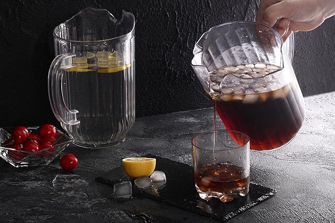 New Star 46229 Polycarbonate Plastic Restaurant Water Pitcher with 3 Spouts, 60-Ounce, Clear