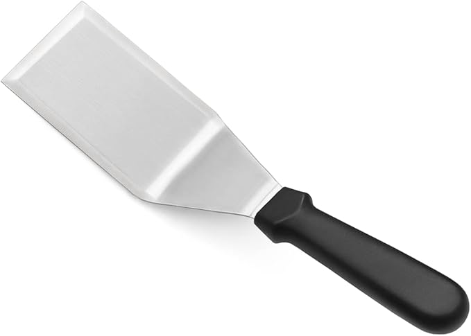New Star Foodservice 36152 Plastic Handle Heavy Duty Hamburger Turner/Spatula with Cutting Edge, 11.5-Inch, Black