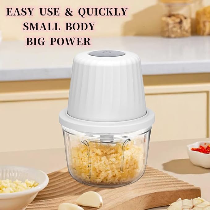 450ML Electric Garlic Chopper, Mini Portable Veggie Chopper, Garlic Grinder Masher Onion Chopper, Blender to Vegetable, Wireless Food Processor for Ginger, Chili, Fruit, Meat, etc
