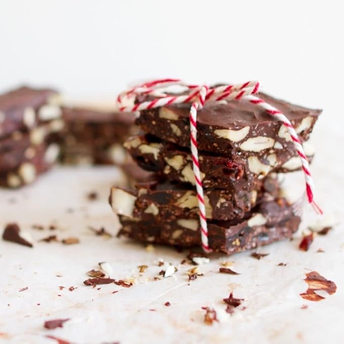 KIDU Chocolate Fountain Chocolate Melts, Melting For Cake Pops, Melting Wafers, Candy Melts Chips For Baking 3 Pound Resealable Bag (Dark New)