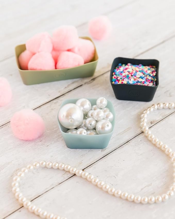 The Silicone Kitchen Reusable Silicone Bento Baking Cups, Non-Toxic, BPA Free, Dishwasher Safe Bento Box Accessories Lunch Box Dividers, Square and Rectangle, 24 Pack, Pink, Blue, Gray