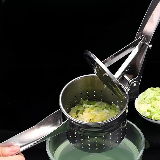 Stainless Steel Potato Ricer Masher,Multi Functional Potato Ricer Press for Pressing Potatoes, Fruits, Vegetables,Manual Masher Kitchen Tool,with 3 Removable and Interchangeable Discs (Bottom Hole)