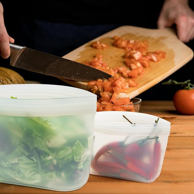 Silicone Bags for Food Storage, Reusable Food Storage Containers Zip Lock Silicone Bags Stand Up Snack Bags, Freezer Microwave Oven Dishwasher Safe,Plastice BPA-Free 4 Pack 2 Size(84oz & 40oz)