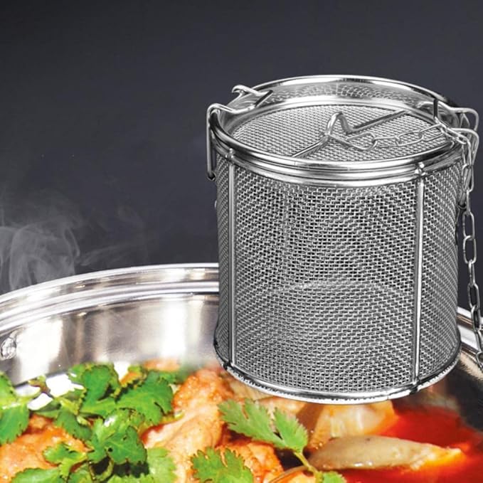 AUNMAS Stainless Steel Tea Ball Strainer and Spice Filter, 4.7 Inch Infusion Basket for Loose Leaf Tea, Soup Seasonings, Broth with Hook,12 x 13cm