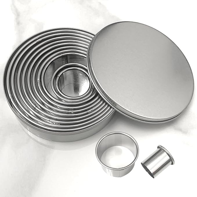 Round Cookie Cutters Set 12Pcs, Metal Cookie Cutters Sturdy Dough Molds with Case, Basic Biscuit Cutter for Fondant Pancake Baking Decorations Holiday Birthday Party
