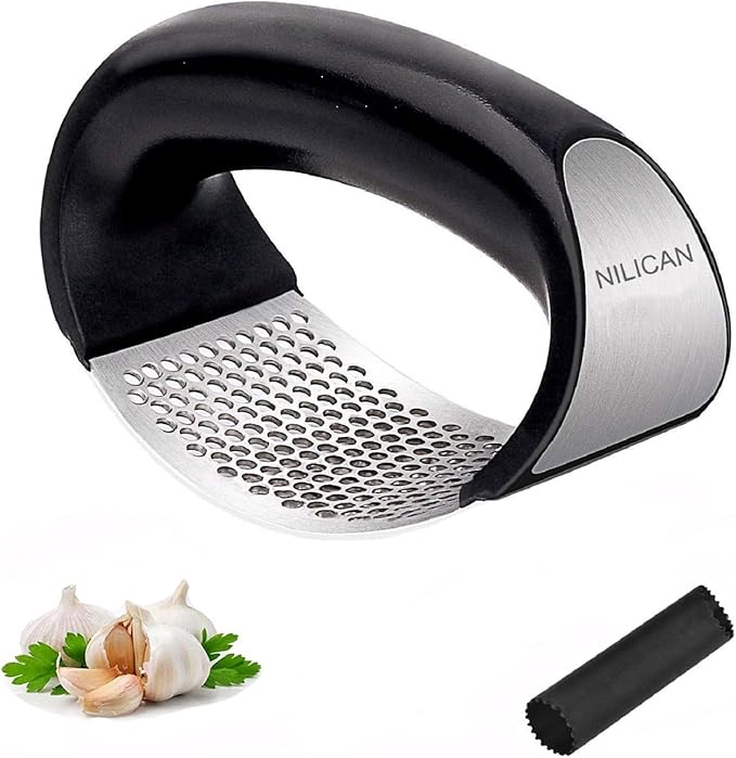 Garlic press kitchen tool garlic peeler stainless steel professional ginger crusher ergonomic labor-saving crusher (S)