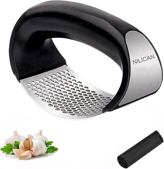 Garlic press kitchen tool garlic peeler stainless steel professional ginger crusher ergonomic labor-saving crusher (S)