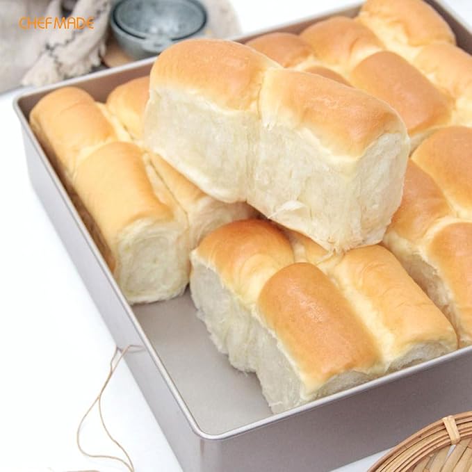 CHEFMADE 11-Inch Square Cake Pan, Non-Stick Deep Dish Bakeware for Oven Baking (Champagne Gold)