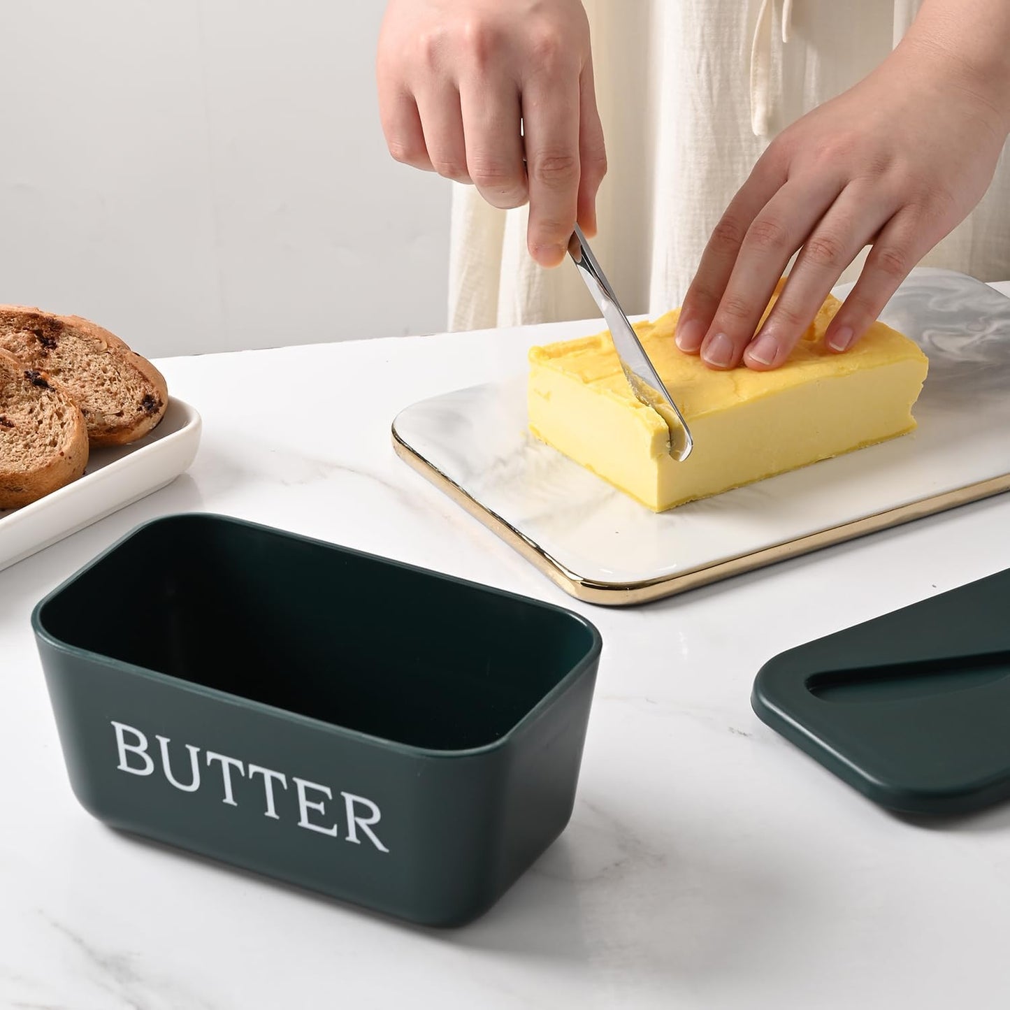 Large Butter Dish With Lid And Knife,Food Grade Plastic Large Butter Container With Cover,Butter Holder With Stainless Steel Knife For Kitchen Decor Countertop