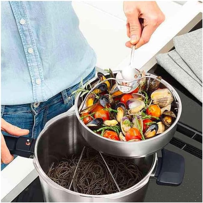 Fissler Vitavit Premium Pressure Cooker with Steamer Insert, 3.7 Quart