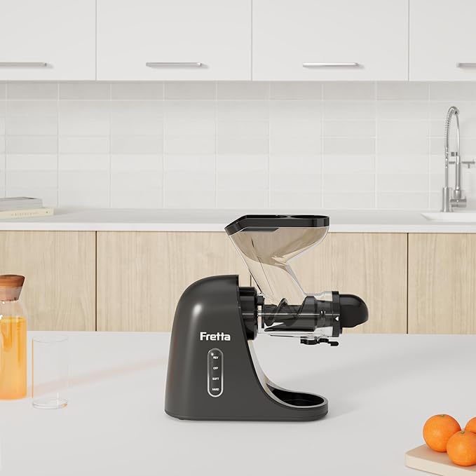 Juicer Machines, Cold Press Juicer, BPA Free Masticating Juicer Machines Vegetable and Fruit, 3-Inch Wide Feeding Chute, Easy to Clean,Quiet and Strong DC Power, 200W(Black)