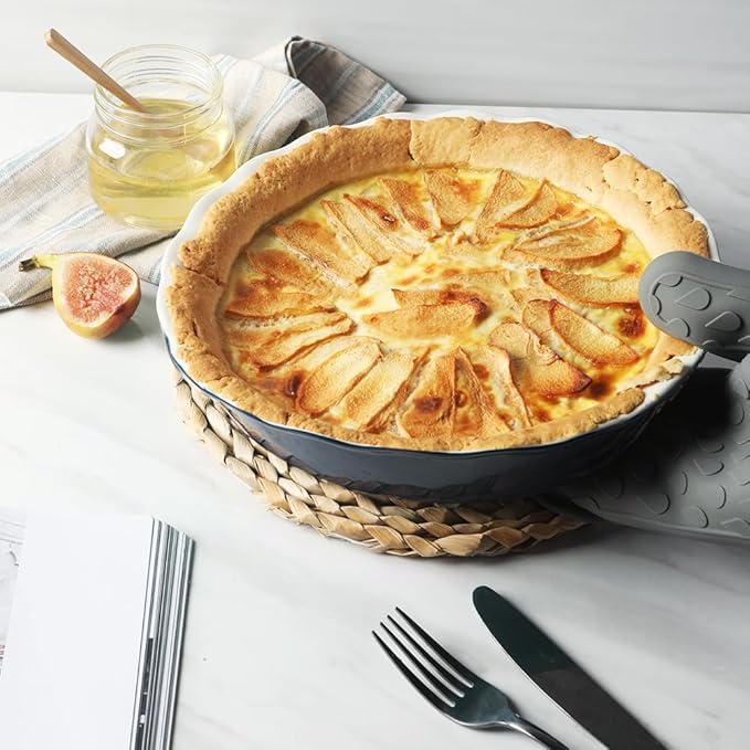 Sweejar Ceramic Pie Pan, 10 Inches Round Baking Dish for Dinner, Non-Stick Plate With Soft Wave Edge for Apple, Pumpkin, Pot Pies (Navy)