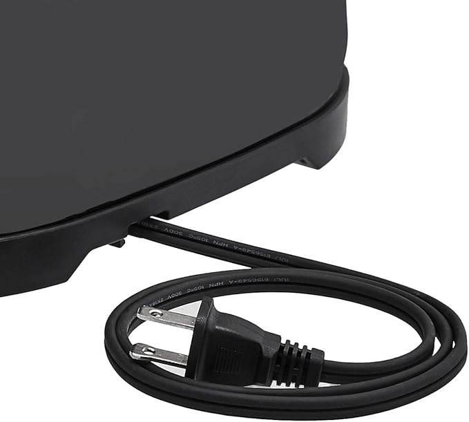 Amazon Basics 4 Slice Toaster, 6 Browning Settings, Removable Crumb Tray, Bagel and Defrost Function, Cancel Button, 1600W, Black