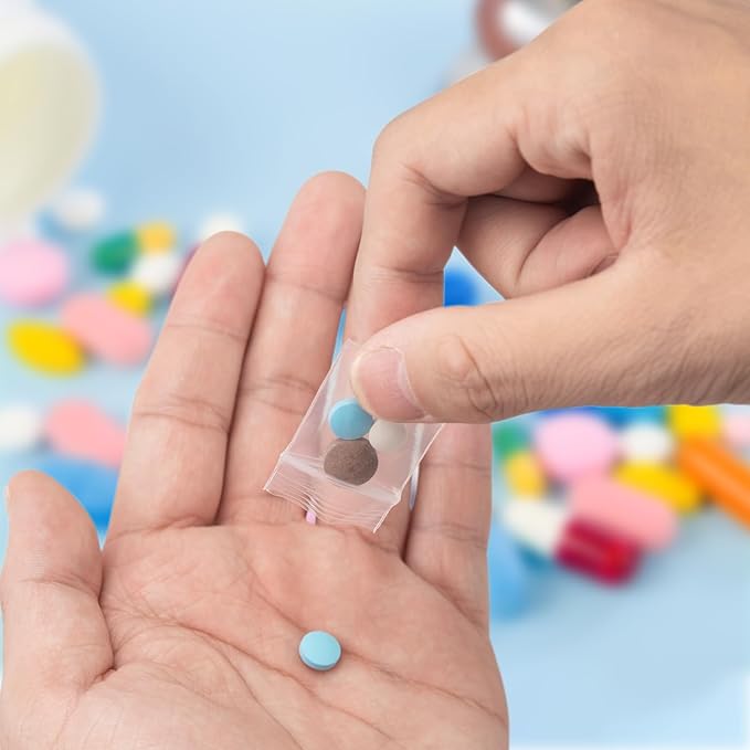 300pcs 1" x 1" Plastic Zip Bags, 2 mil Thick, Clear Small Pill Bag, Mini Zip Baggies, Reclosable Zipper Poly Bag for Travel, Storage, Packaging