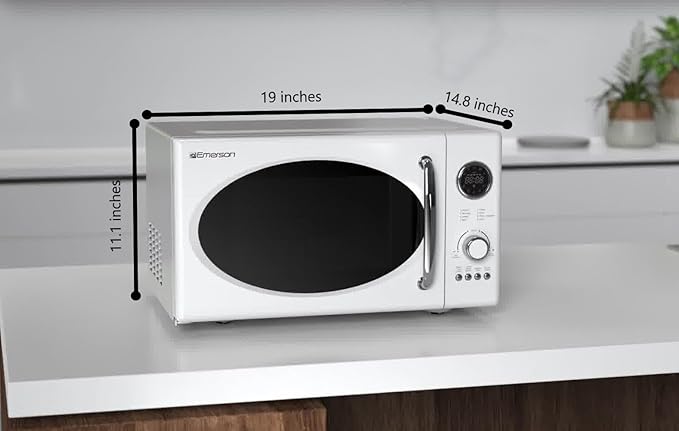 Emerson MWRG0901W Retro Microwave with 1,000W Grill Function 800W Cooking, LED Display, 5 Power Levels, 8 Auto Menus, Glass Turntable, Child Lock, 0.9 Cu. Ft, White Countertop Design