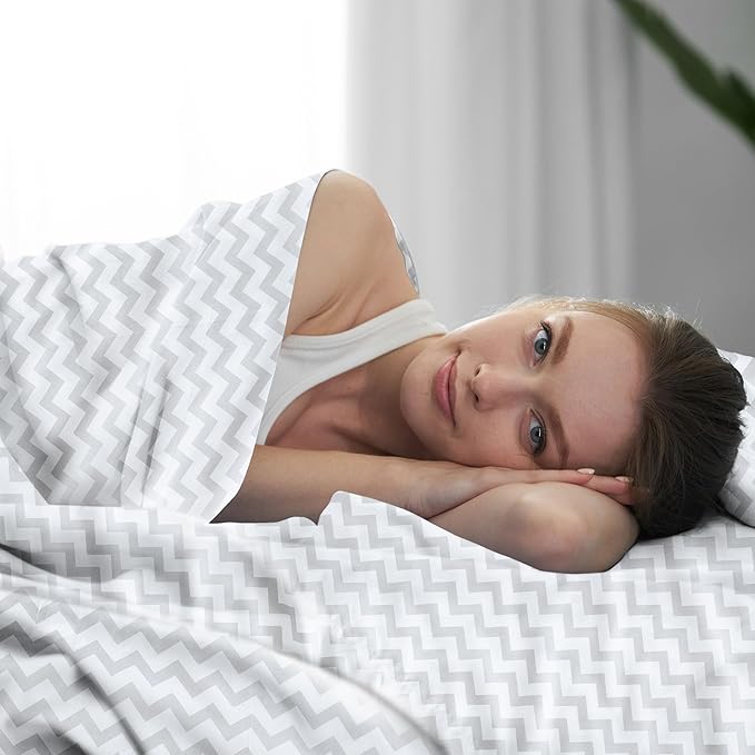 Mellanni Extra Deep Twin Sheets - 3 PC Iconic Collection Bedding - Hotel Luxury, Ultra Soft, Cooling Bed Sheets - Wrinkle, Fade, Stain Resistant (Twin, Chevron Gray)