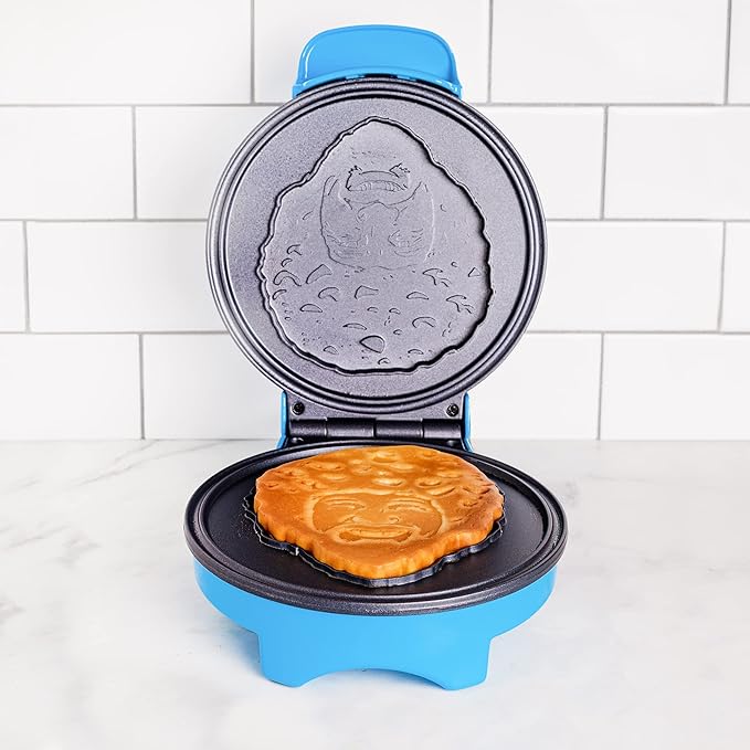Uncanny Brands Bob Ross Waffle Maker - Bob's Iconic Face on Your Waffles - Waffle Iron