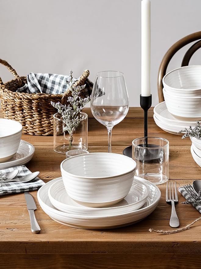 LE TAUCI Soup bowls 28 oz, Ceramic Cereal Bowl for Kitchen, Stoneware Bowl for Pho, Chip, Fruit, Salad, Noodle, Ramen, Housewarming Present- 6 Inch, Set of 4, Arctic white