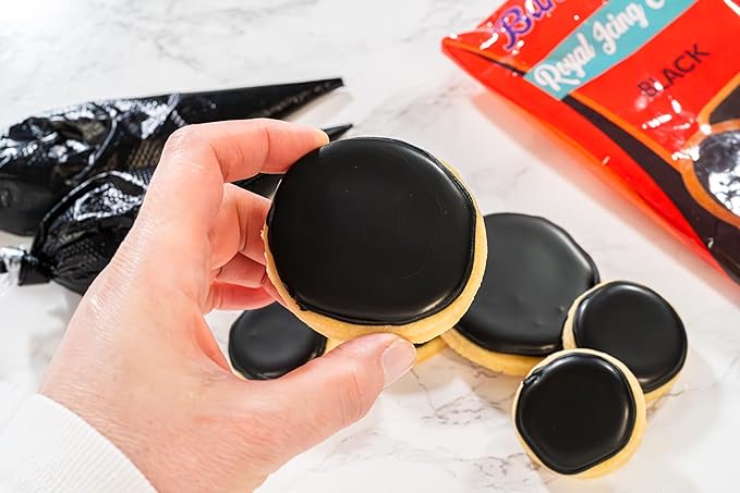 Bakerpan Black Royal Icing Mix for Decorating Cookies and Cakes - 16 Ounces (1 lb) (Made in USA)