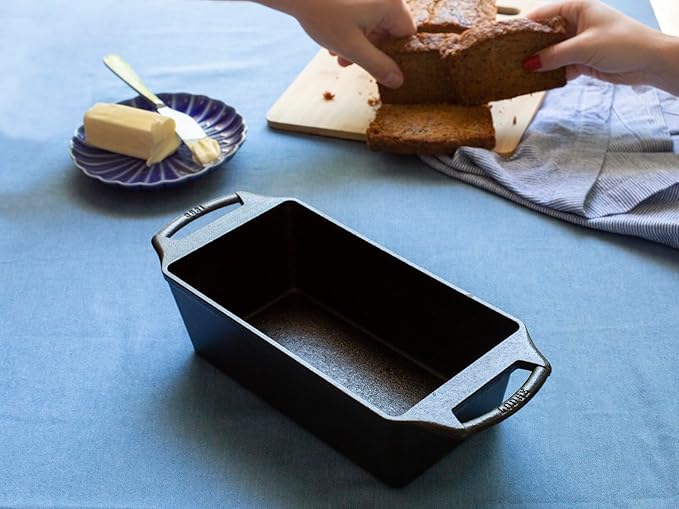 Lodge Cast Iron Loaf Pan 8.5x4.5 Inch, Black