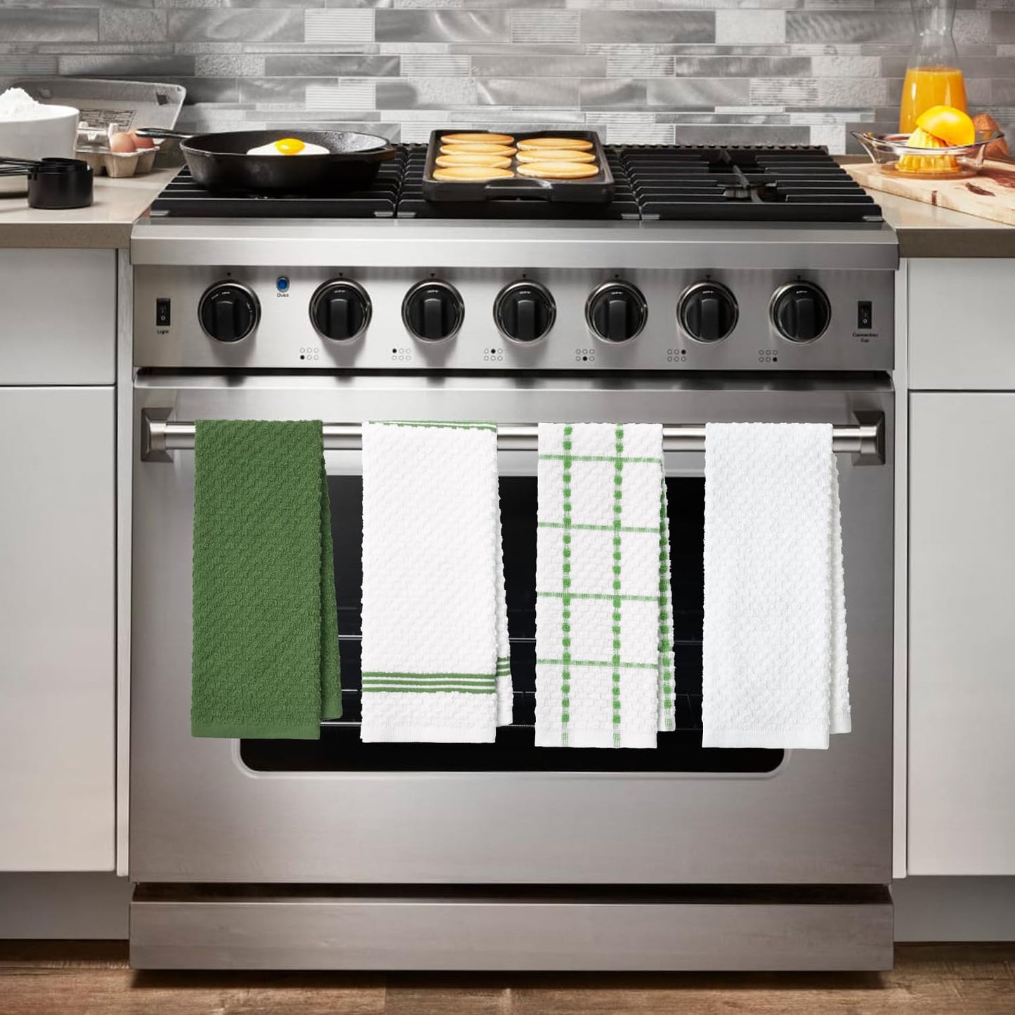 Artoid Mode Ring Spun Cotton Green Kitchen Dish Towels, 15x25 Inch Ultra Soft Absorbent Quick Drying Household Cleaning Tea Towels Bar Towels Set of 4