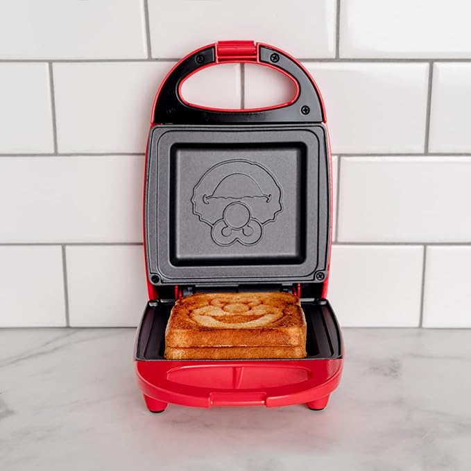 Uncanny Brands Sesame Street Elmo Single Sandwich Maker - Sesame Street Kitchen Appliance