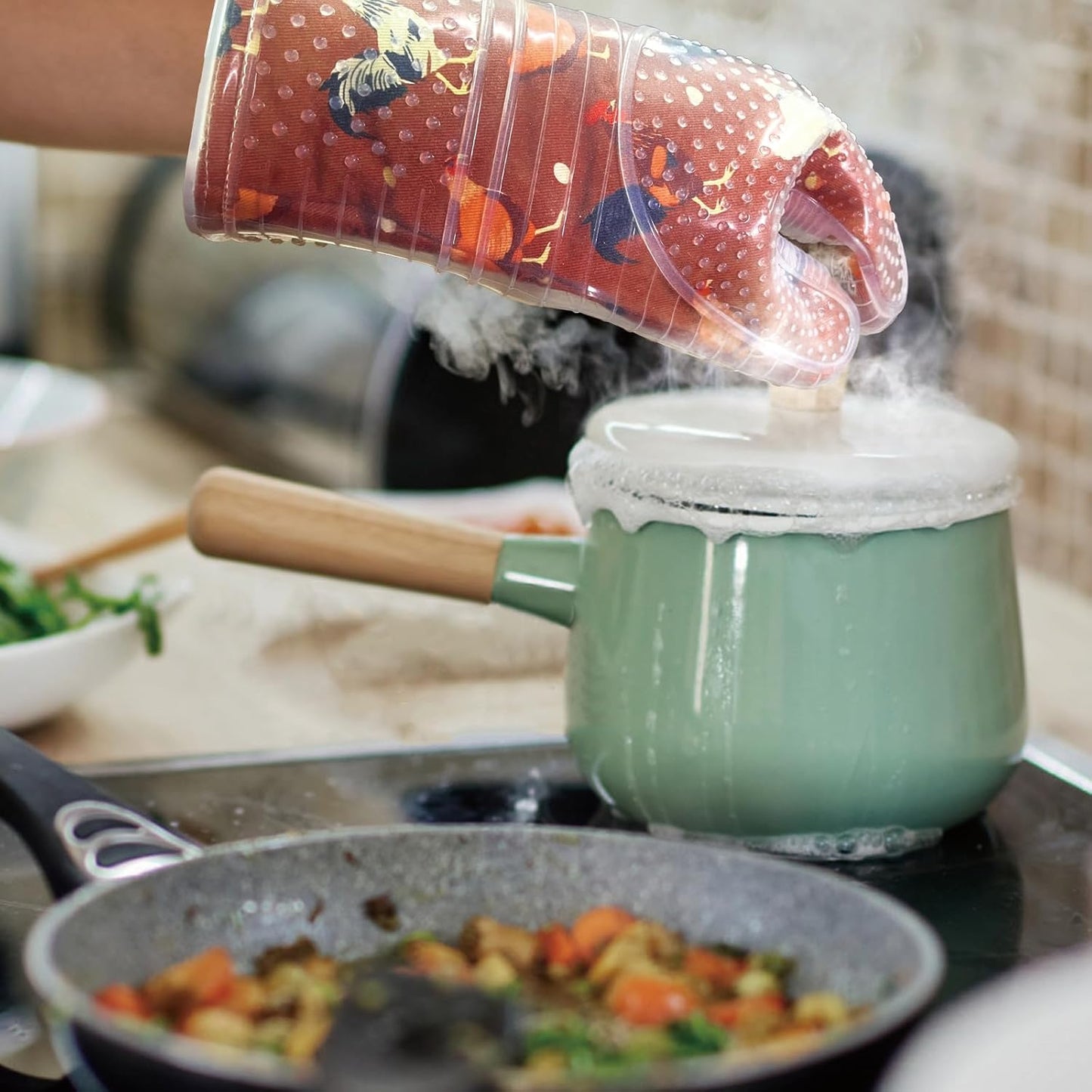 RED LMLDETA Oven Mitts Set of 2 with Transparent Clear Silicone Shell and Nice Shell Flower Cotton Lining, Heat Resistant to 500 F Kitchen Oven Gloves Pot Holder for Cooking (Rooster, Oven Mitts)