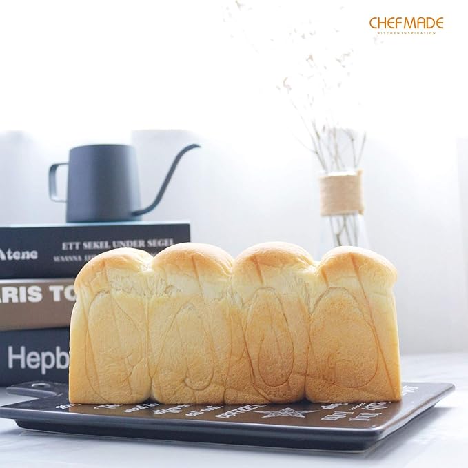 CHEFMADE Mini Pullman Loaf Pan with Lid, 0.66Lb Dough Capacity Non-Stick Rectangle Flat Toast Box for Oven Baking 2.8" x 8.1"x 2.8"(Champagne Gold)