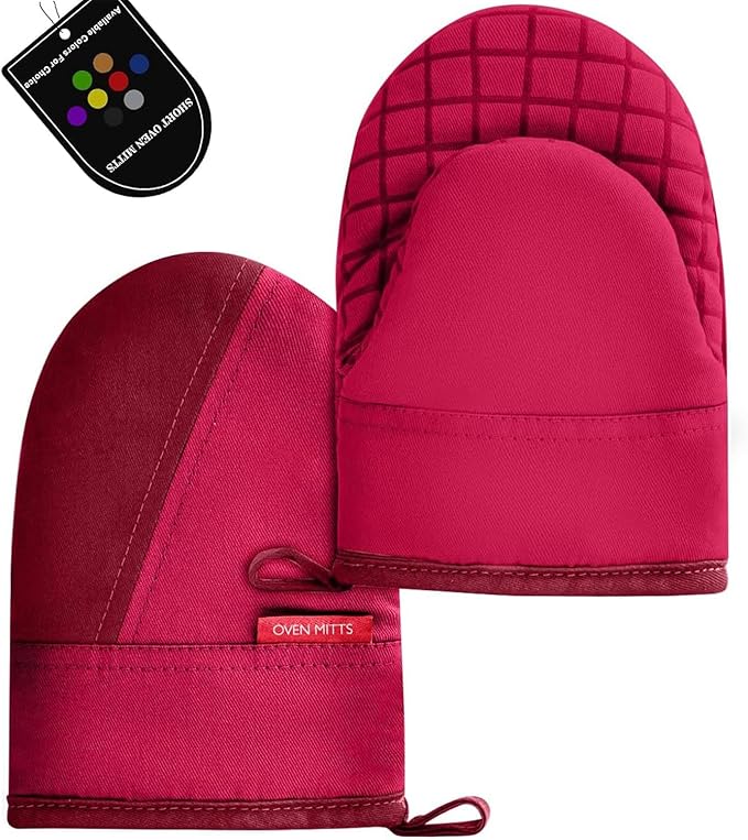 Mini Oven Mitts, Kitchen Oven Gloves Kitchen Mittens 500 Degrees Heat Resistant Baking Gloves, Non-Slip Silicone Surface with Hanging Loops Hot Gloves for Cooking, Baking, BBQ 1 Pair-Red
