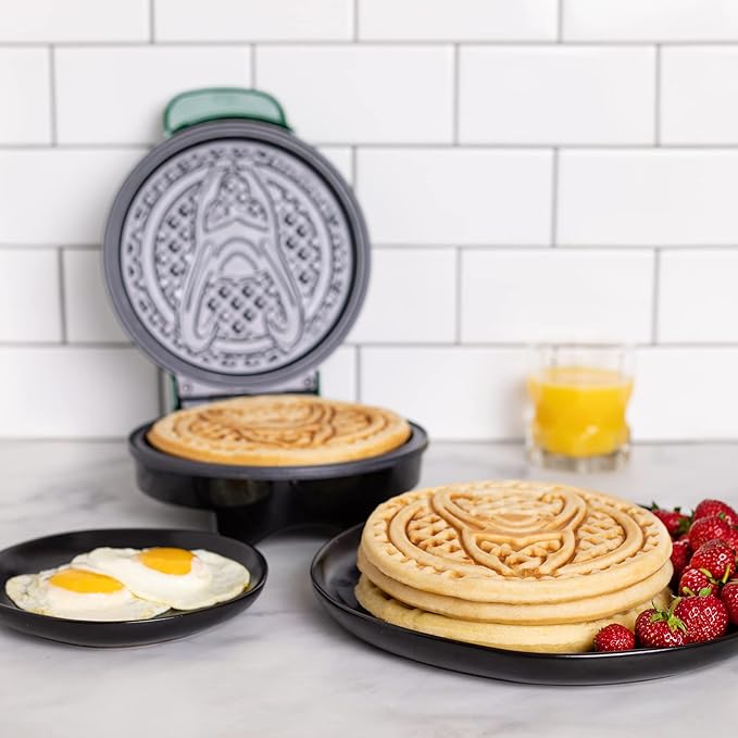 Uncanny Brands Marvel Loki Waffle Maker - Loki's Helmet on Your Waffles - Waffle Iron