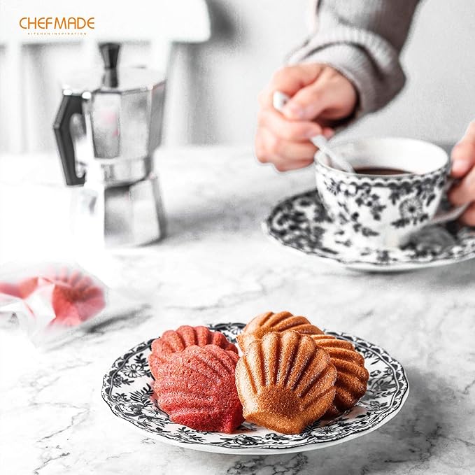 CHEFMADE Madeleine Mold Cake Pan, 12-Cavity Non-Stick Scallop Madeline Bakeware for Oven Baking (Champagne Gold)