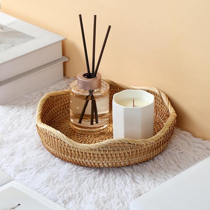 Rattan Bread Basket, Round Fruit Baskets, Scalloped Wicker Storage Bowls, Natural Woven Serving Basket Bowls, Decorative Baskets for Kitchen Counter Organizing, Gift Basket, 1 Pack, S Size