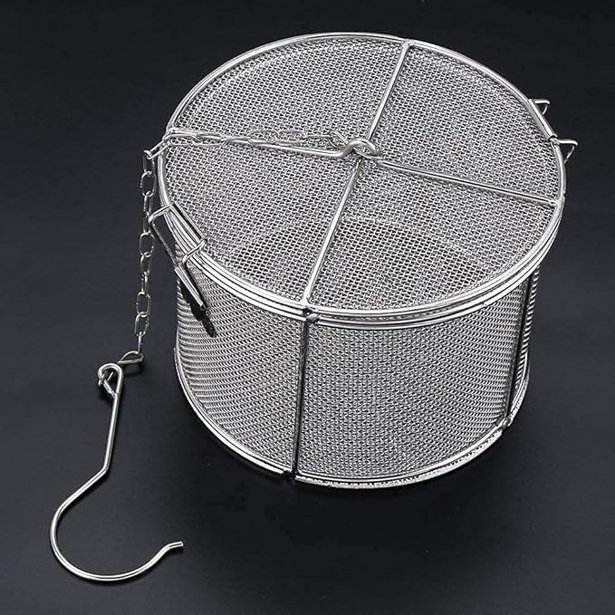 Seasoning Strainer, Large Capacity Stainless Steel Tea Mesh Tea Infuser Strainer with Extended Chain Hook for Brew Loose Leaf Tea and Seasonings, Sliver 5.52 x 3.94