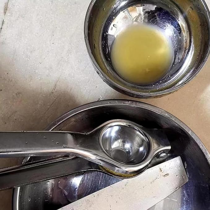 Lemon Squeezer Juicer - Citrus Juicer Handheld, Stainless Steel Juicer Hand Press, Citrus Squeezer for Making Emonade, Lemon Juice, Lime Juice, Citrus Juice (2PCS)