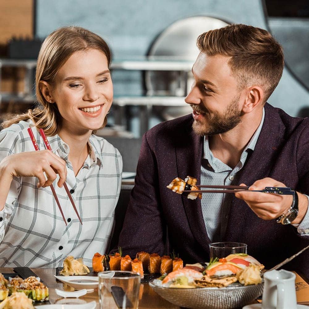 5 Pairs Natural Wooden Chopsticks Reusable Japanese Chopsticks - Lightweight Safe Chop Sticks 8.9 Inch/22.7 cm Gift Set